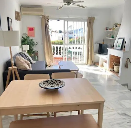 Vakantiehuis Beautiful Views, Pool & Just 10min To The *